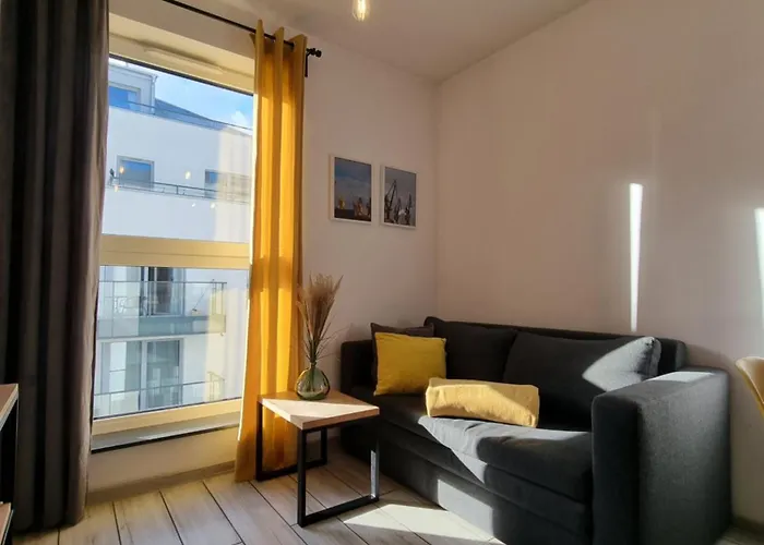 Old Town Yellow Apartment Gdansk